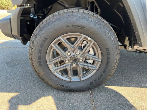 New 2025 Jeep Wrangler Sport S image 26