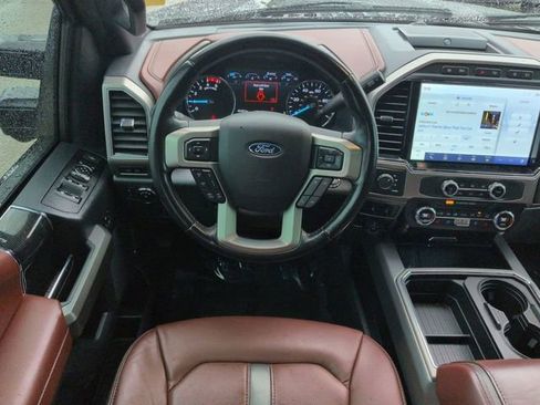 Certified 2022 Ford F450 Platinum w/ FX4 Off-Road Package AWD/4WD image 16