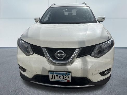Used 2016 Nissan Rogue SV AWD/4WD image 2