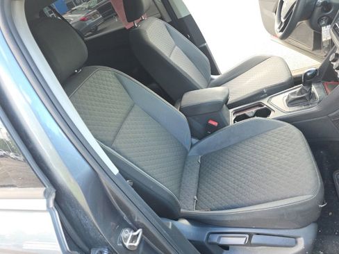 Used 2021 Volkswagen Tiguan S FWD image 22