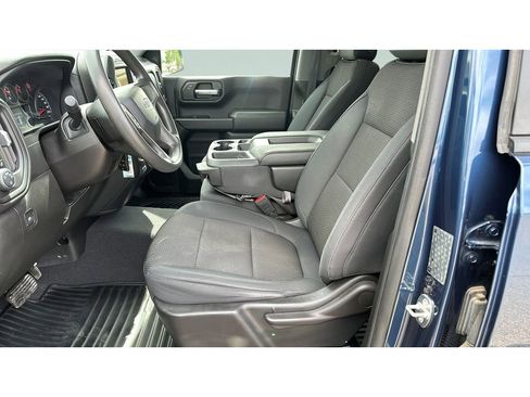 Used 2019 Chevrolet Silverado 1500 Custom Trail Boss AWD/4WD image 10