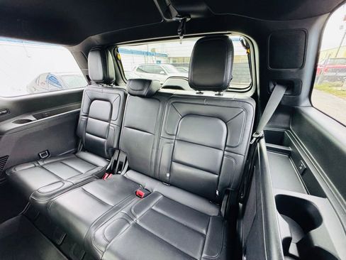 Used 2019 Lincoln Navigator Reserve w/ Cargo Package image 15