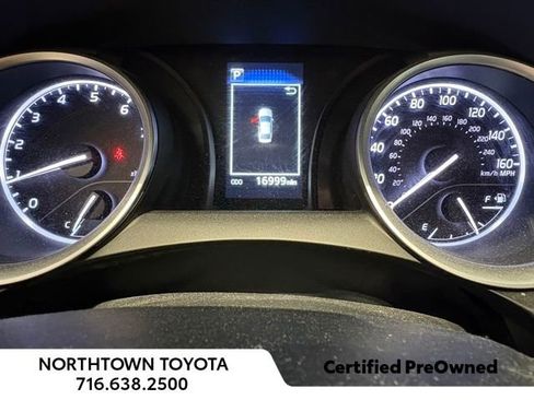 Used 2023 Toyota Camry LE image 12