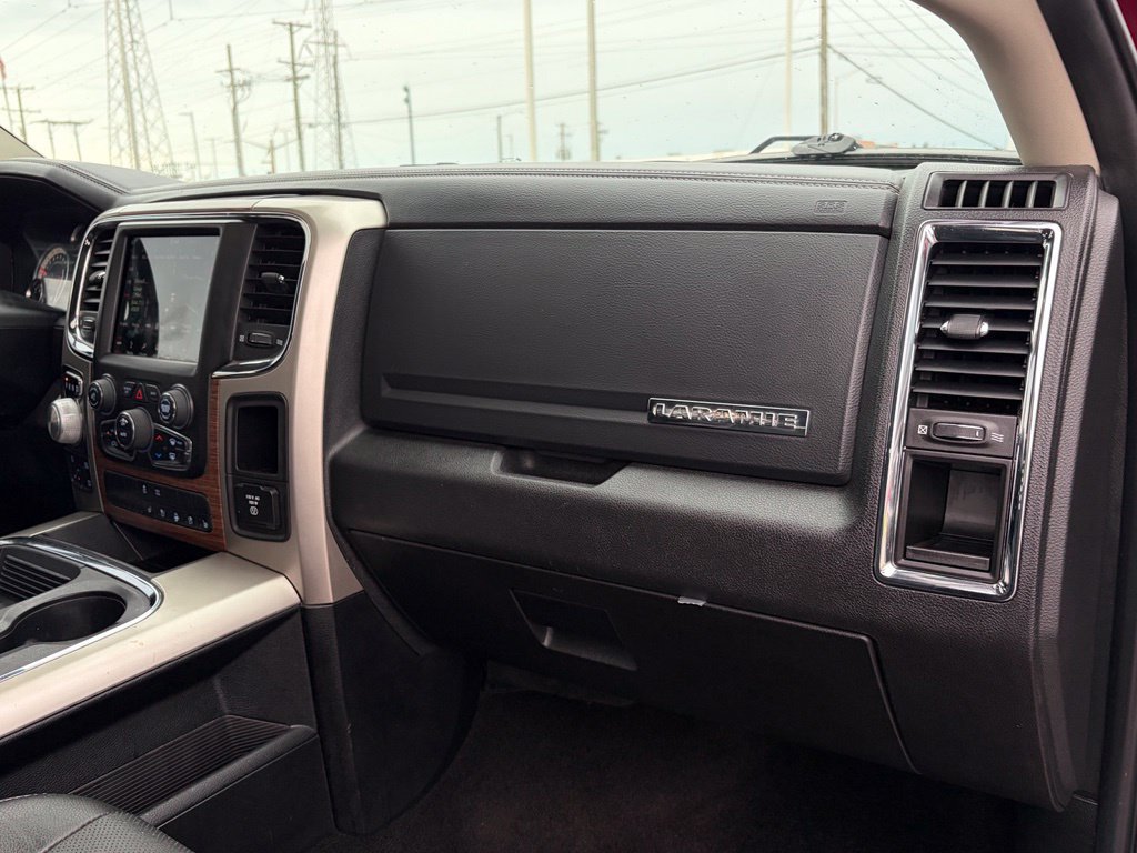 Used 2018 RAM 1500 Laramie w/ Convenience Group AWD/4WD image 19