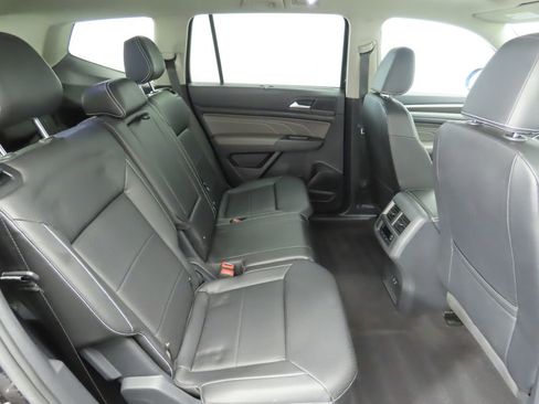Certified 2023 Volkswagen Atlas SE w/ Panoramic Sunroof Package image 20