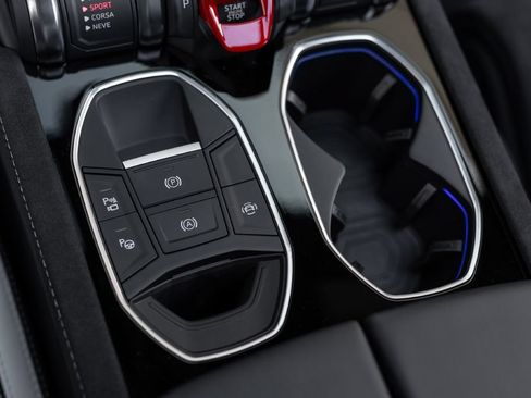 Used 2023 Lamborghini Urus S AWD/4WD image 32