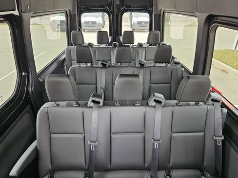 New 2025 Mercedes-Benz Sprinter 2500 image 23