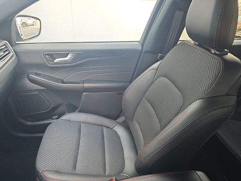 New 2026 Ford Escape ST-Line w/ Cold Weather Package FWD image 29