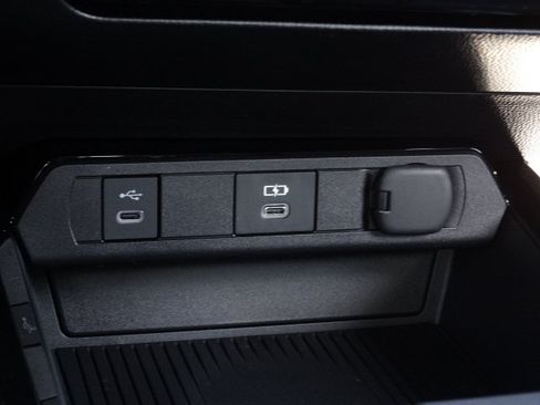 New 2026 Toyota Prius Limited w/ Limited Premium Package FWD image 21