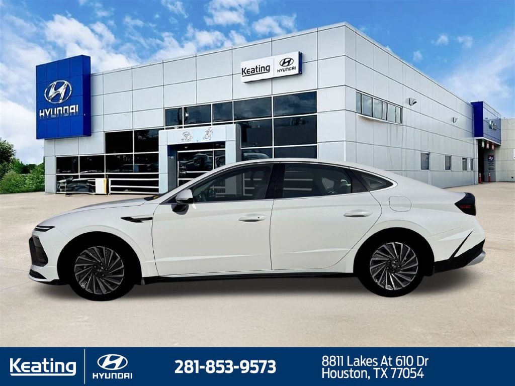 New 2026 Hyundai Sonata SEL FWD image 3