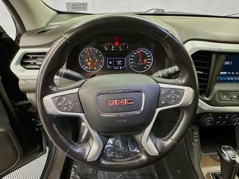 Used 2019 GMC Acadia SLE image 13