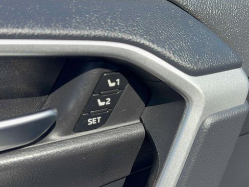 Used 2021 Toyota RAV4 XLE Premium AWD/4WD image 17