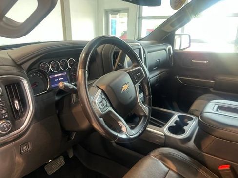 Used 2019 Chevrolet Silverado 1500 LTZ w/ LTZ Premium Package AWD/4WD image 14