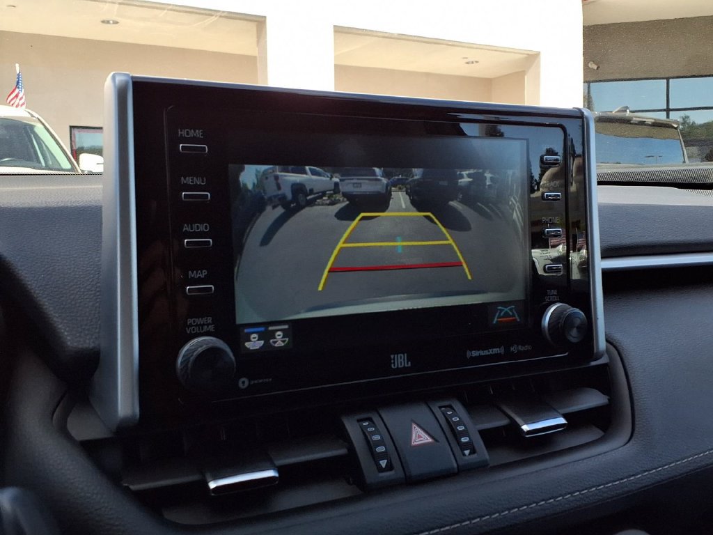 Certified 2021 Toyota RAV4 XLE Premium AWD/4WD image 9