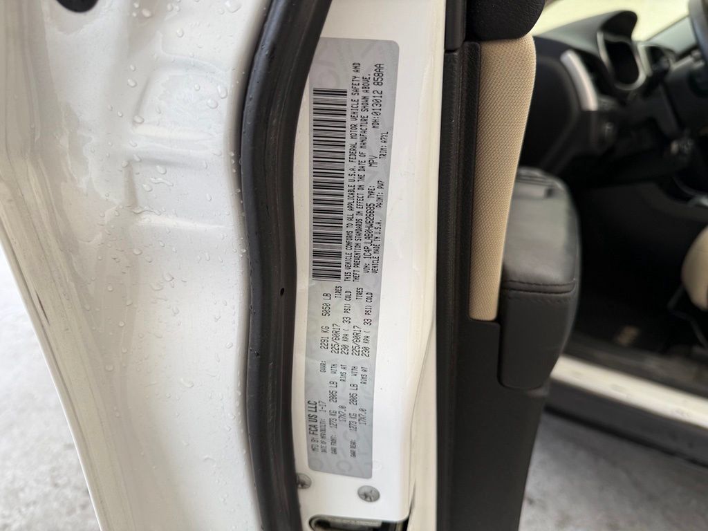 Used 2017 Jeep Cherokee Sport FWD image 13