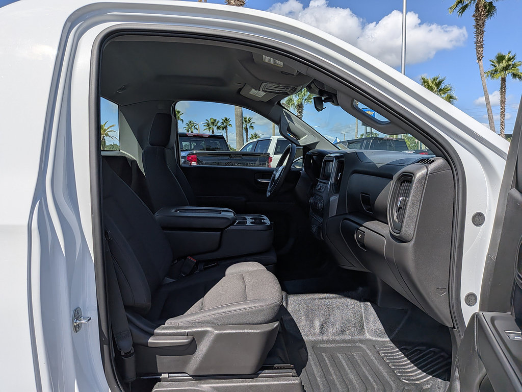 Certified 2025 Chevrolet Silverado 1500 W/T RWD image 13