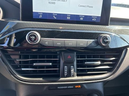 Used 2025 Ford Escape ST-Line image 24