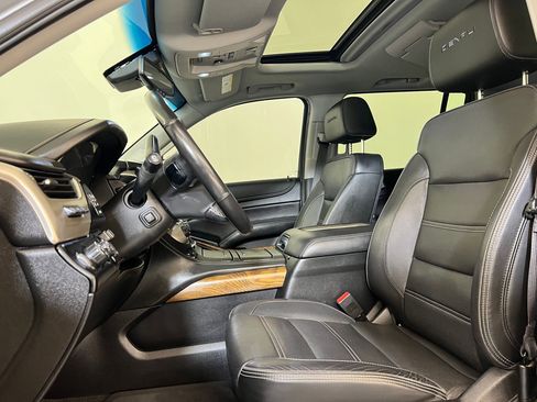 Used 2020 GMC Yukon XL Denali w/ Denali Ultimate Package image 14