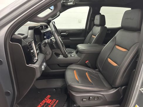 Used 2025 GMC Sierra 1500 AT4 w/ AT4 Premium Package AWD/4WD image 28