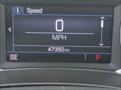 Used 2024 GMC Terrain SLE FWD image 21