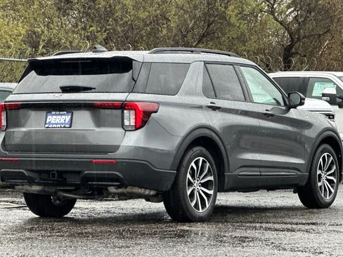 New 2026 Ford Explorer ST-Line w/ Premium Package image 3