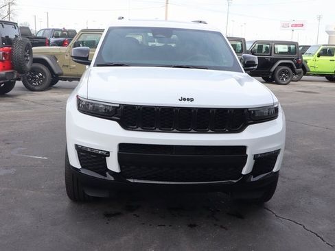 New 2025 Jeep Grand Cherokee L Limited image 21