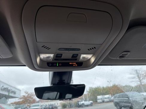 Used 2023 GMC Acadia Denali w/ Black Diamond Edition image 26