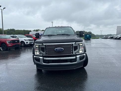 Used 2021 Ford F450 Lariat w/ Lariat Ultimate Package AWD/4WD image 2