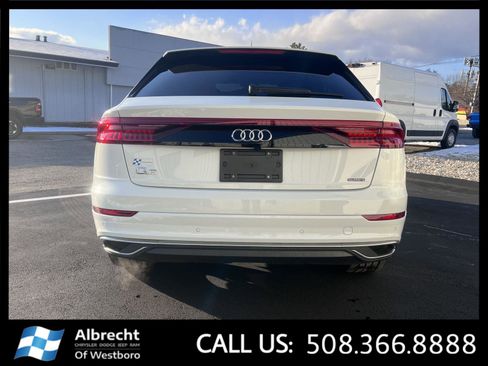 Used 2023 Audi Q8 Premium Plus w/ Premium Plus Package image 4