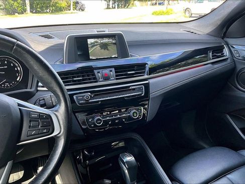 Used 2018 BMW X2 sDrive28i w/ Convenience Package FWD image 6