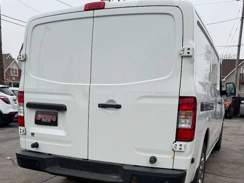 Used 2018 Nissan NV 2500 SV RWD image 14