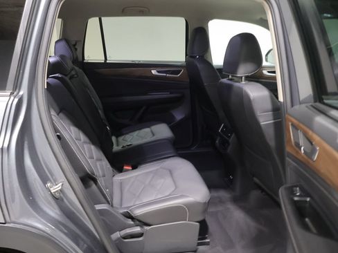 Used 2025 Volkswagen Atlas SE AWD/4WD image 20