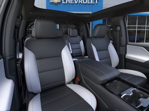 New 2025 Chevrolet Silverado EV RST image 50