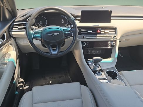 Used 2025 Genesis G70 2.5T AWD/4WD image 14