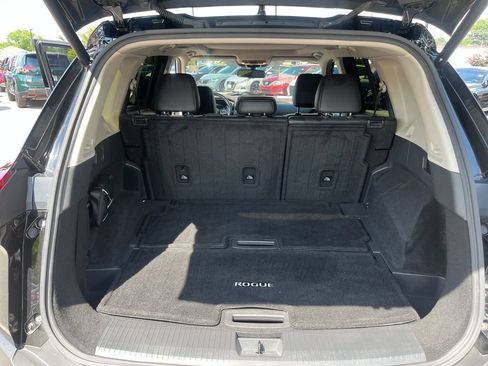 Certified 2023 Nissan Rogue Platinum AWD/4WD image 20