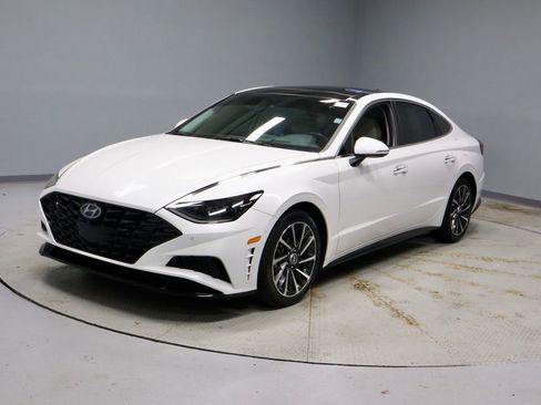 Certified 2022 Hyundai Sonata Limited w/ Cargo Package image 8