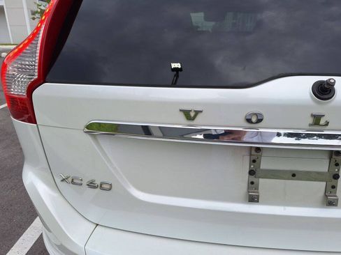 Used 2015 Volvo XC60 T6 Platinum FWD image 15