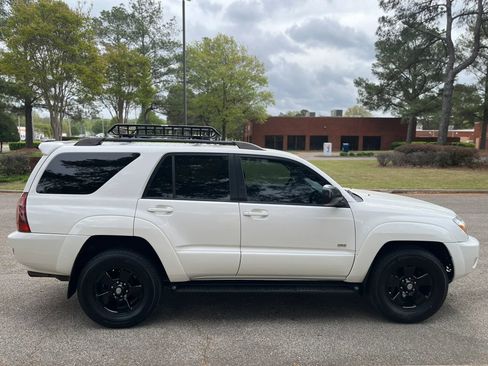 Used 2005 Toyota 4Runner Sport image 6