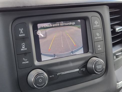 Used 2022 RAM 1500 Big Horn AWD/4WD image 22