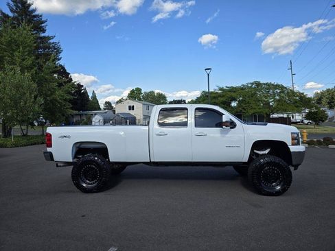 Used 2012 Chevrolet Silverado 2500 LT AWD/4WD image 2