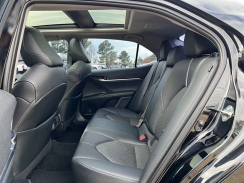 Used 2020 Toyota Camry XSE image 21