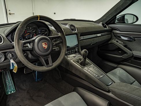 Certified 2025 Porsche 718 Boxster Spyder RS image 4