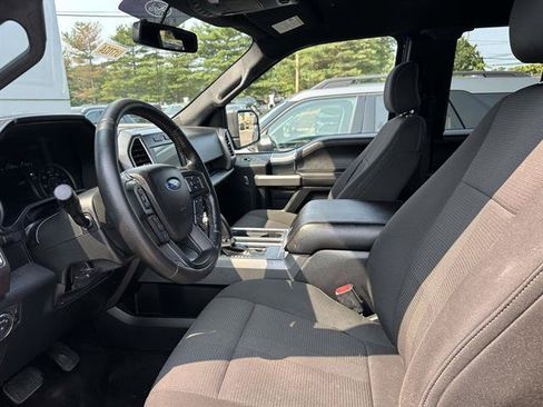 Used 2017 Ford F150 XLT w/ Equipment Group 302A Luxury AWD/4WD image 12