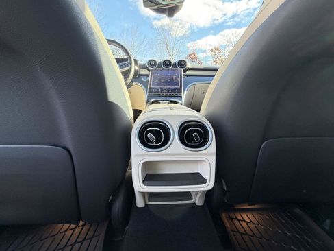 Used 2022 Mercedes-Benz C 300 4MATIC Sedan image 19