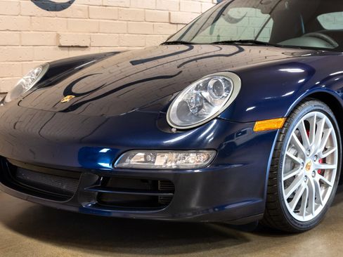 Used 2006 Porsche 911 Carrera S RWD image 25