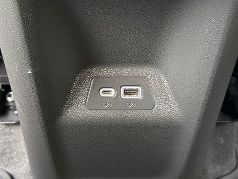 Used 2023 Buick Envision Preferred w/ Sport Touring Package image 30