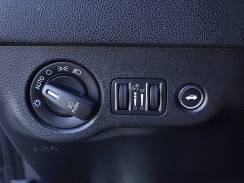 Certified 2016 Dodge Charger SXT RWD image 13