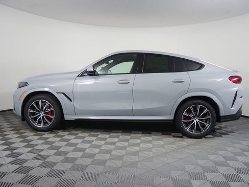 New 2026 BMW X6 xDrive40i image 6