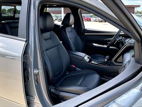 Certified 2024 Hyundai Santa Cruz Night AWD/4WD image 9