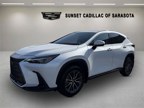 Used 2022 Lexus NX 350 AWD w/ Premium Package image 7